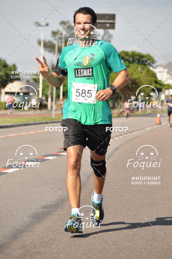 Buy your photos of the event21KES - Meia Maratona do Esprito Santo on Fotop