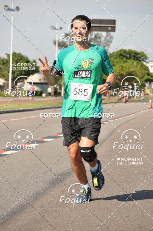 Buy your photos of the event21KES - Meia Maratona do Esprito Santo on Fotop