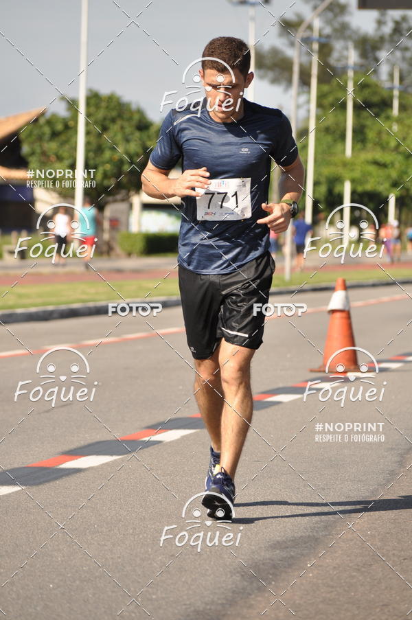 Buy your photos of the event21KES - Meia Maratona do Esprito Santo on Fotop