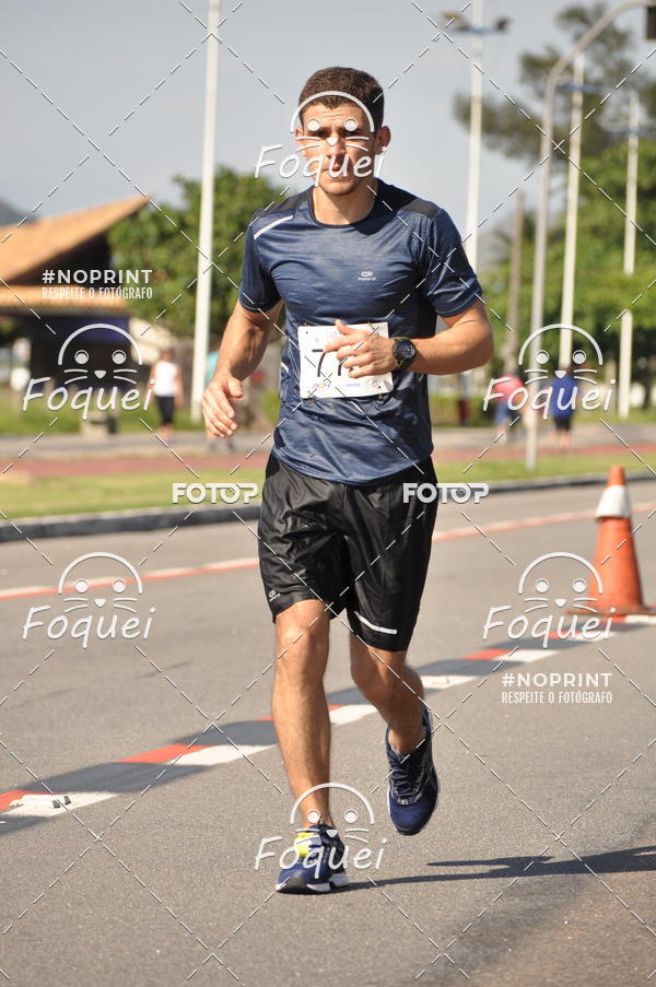 Buy your photos of the event21KES - Meia Maratona do Esprito Santo on Fotop