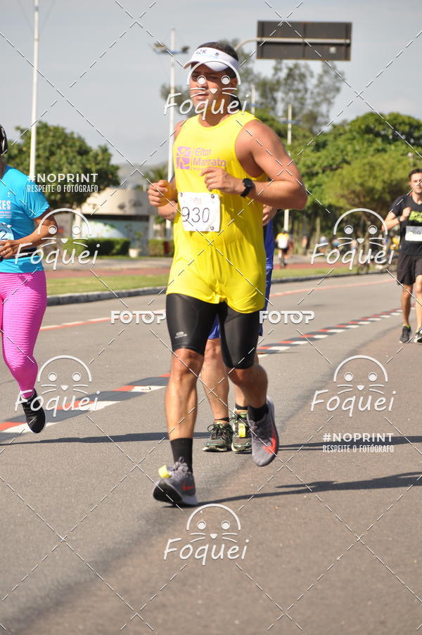 Buy your photos of the event21KES - Meia Maratona do Esprito Santo on Fotop
