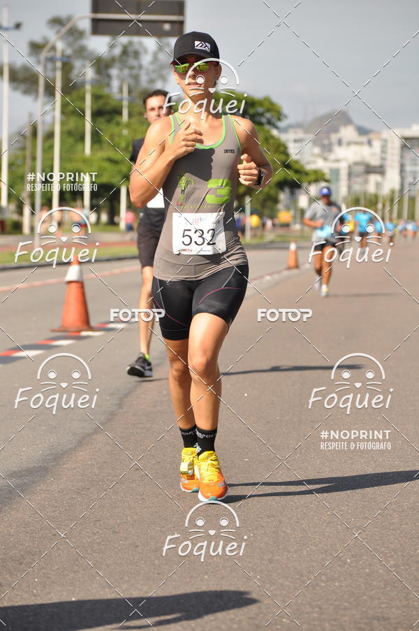 Buy your photos of the event21KES - Meia Maratona do Esprito Santo on Fotop