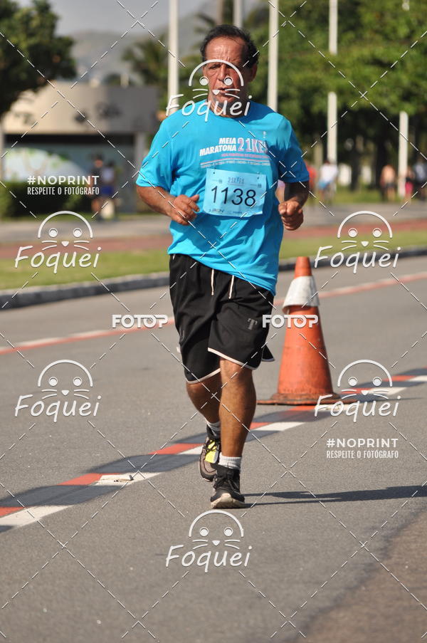 Buy your photos of the event21KES - Meia Maratona do Esprito Santo on Fotop
