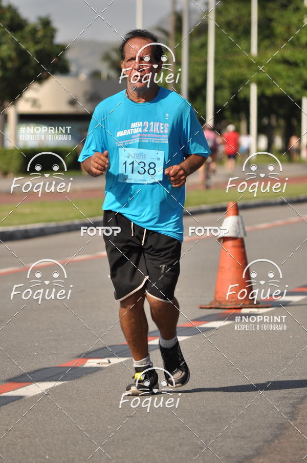Buy your photos of the event21KES - Meia Maratona do Esprito Santo on Fotop