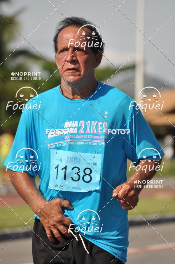 Buy your photos of the event21KES - Meia Maratona do Esprito Santo on Fotop