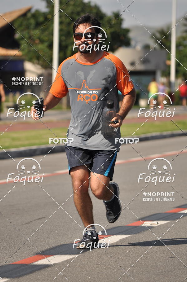 Buy your photos of the event21KES - Meia Maratona do Esprito Santo on Fotop