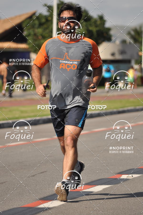Buy your photos of the event21KES - Meia Maratona do Esprito Santo on Fotop