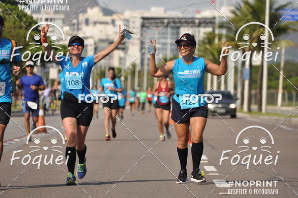 Buy your photos of the event21KES - Meia Maratona do Esprito Santo on Fotop