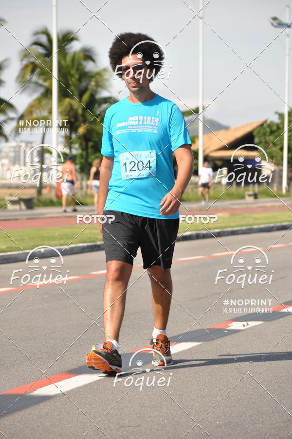 Buy your photos of the event21KES - Meia Maratona do Esprito Santo on Fotop
