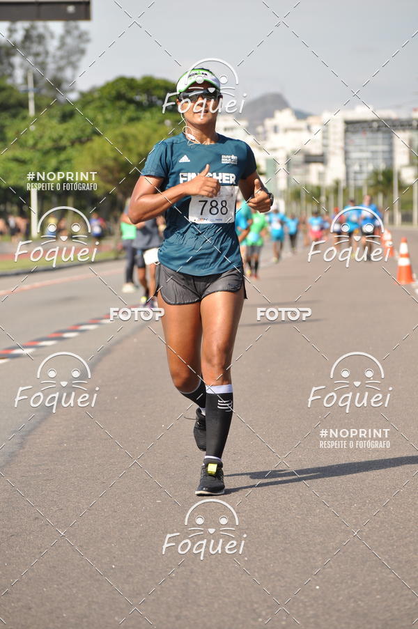 Buy your photos of the event21KES - Meia Maratona do Esprito Santo on Fotop