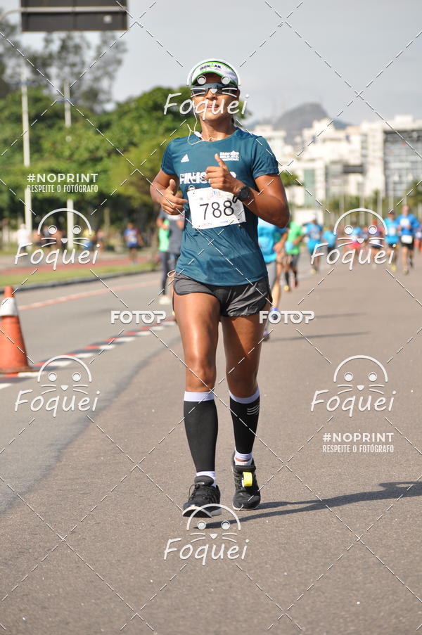 Buy your photos of the event21KES - Meia Maratona do Esprito Santo on Fotop