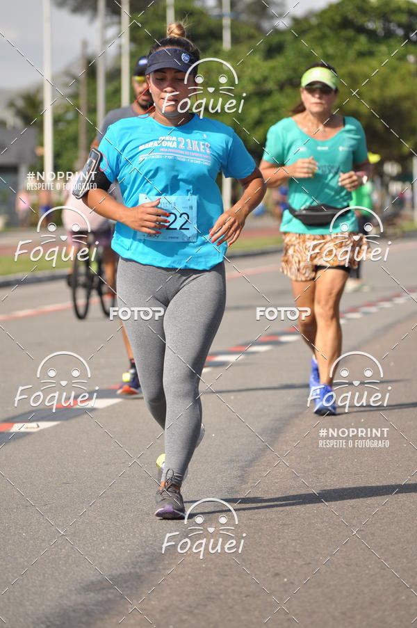 Buy your photos of the event21KES - Meia Maratona do Esprito Santo on Fotop