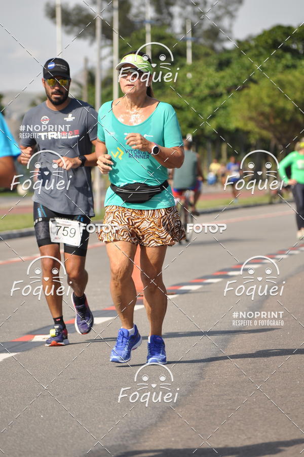 Buy your photos of the event21KES - Meia Maratona do Esprito Santo on Fotop