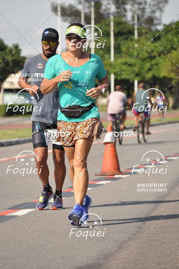 Buy your photos of the event21KES - Meia Maratona do Esprito Santo on Fotop
