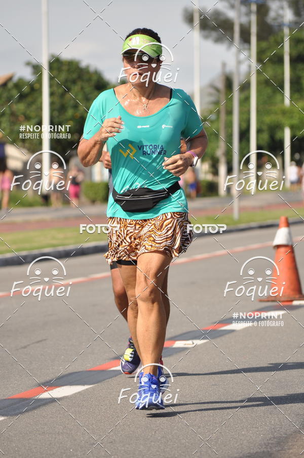 Buy your photos of the event21KES - Meia Maratona do Esprito Santo on Fotop
