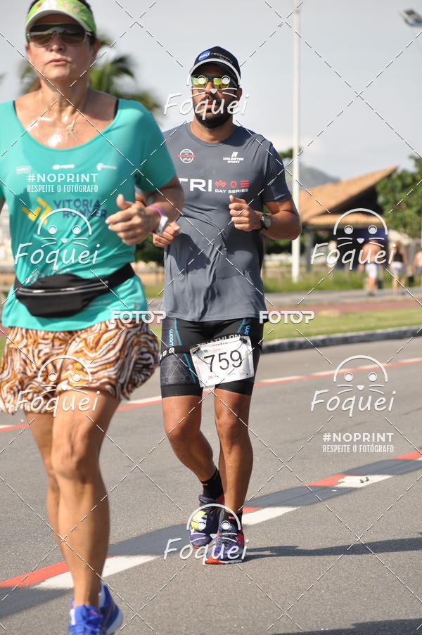 Buy your photos of the event21KES - Meia Maratona do Esprito Santo on Fotop