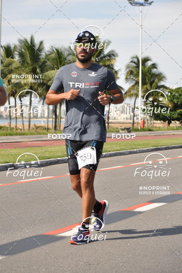 Buy your photos of the event21KES - Meia Maratona do Esprito Santo on Fotop