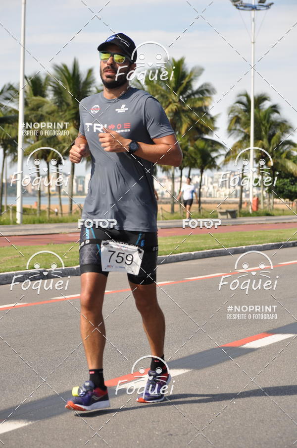 Buy your photos of the event21KES - Meia Maratona do Esprito Santo on Fotop
