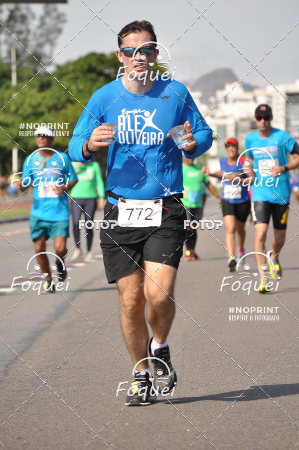 Buy your photos of the event21KES - Meia Maratona do Esprito Santo on Fotop