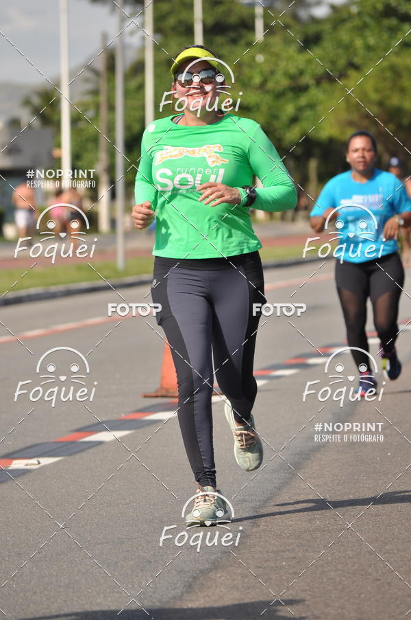 Buy your photos of the event21KES - Meia Maratona do Esprito Santo on Fotop