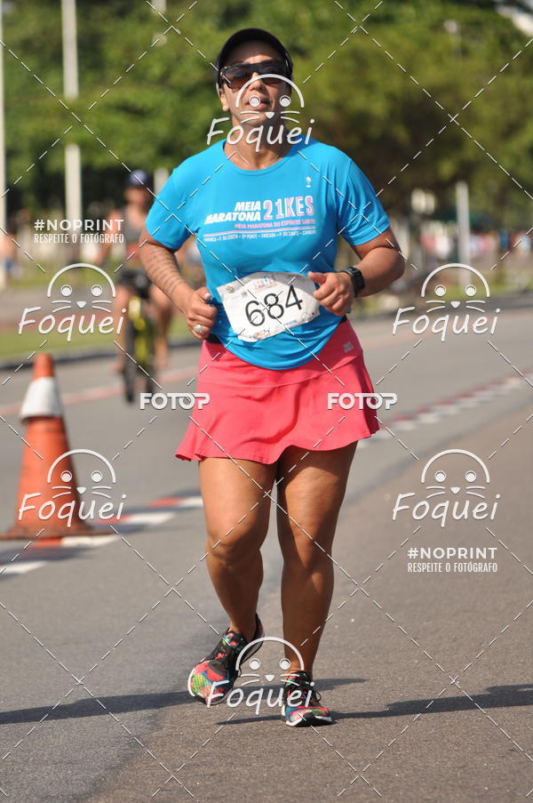 Buy your photos of the event21KES - Meia Maratona do Esprito Santo on Fotop