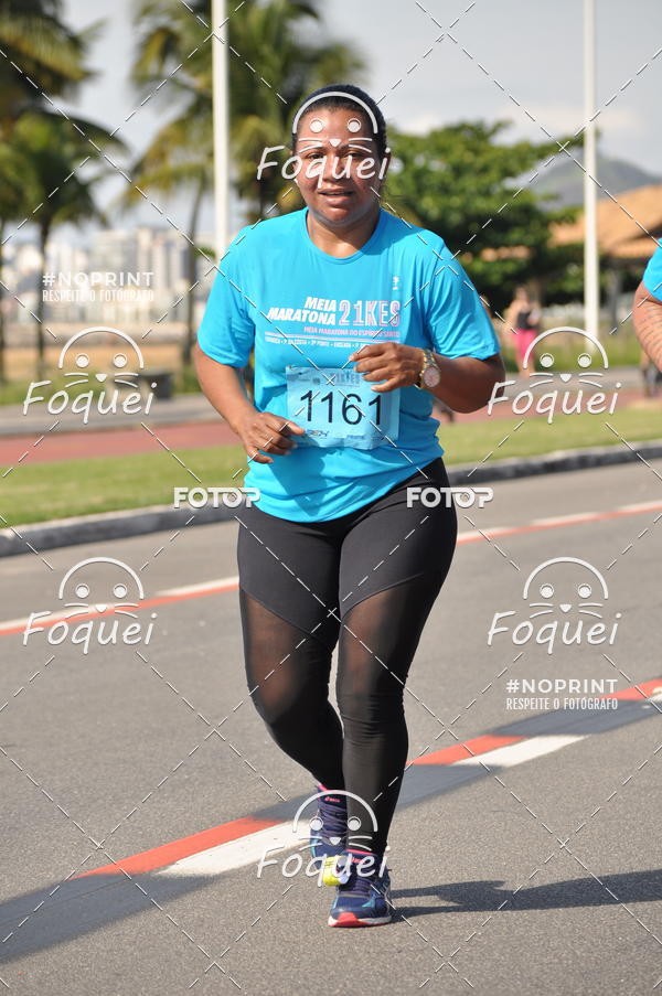 Buy your photos of the event21KES - Meia Maratona do Esprito Santo on Fotop
