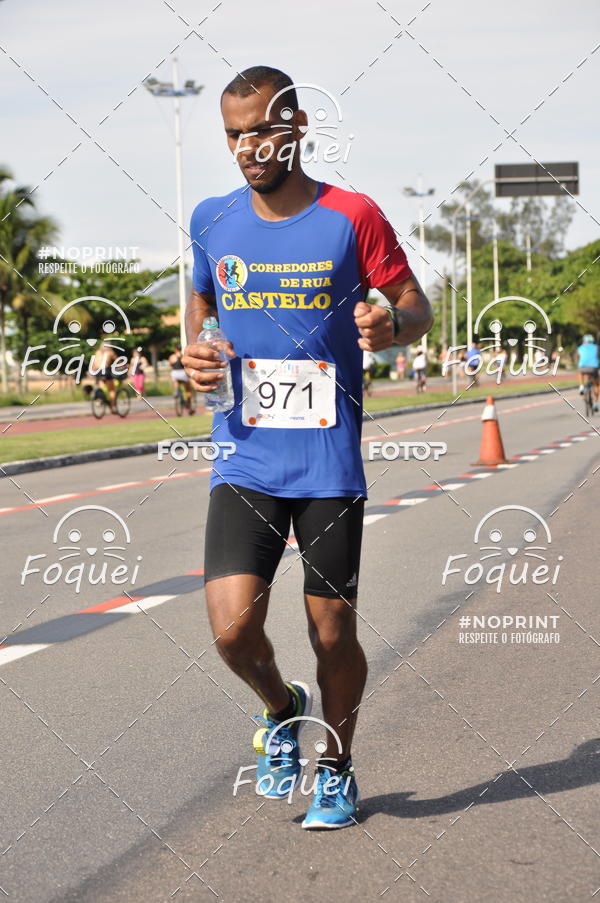 Buy your photos of the event21KES - Meia Maratona do Esprito Santo on Fotop