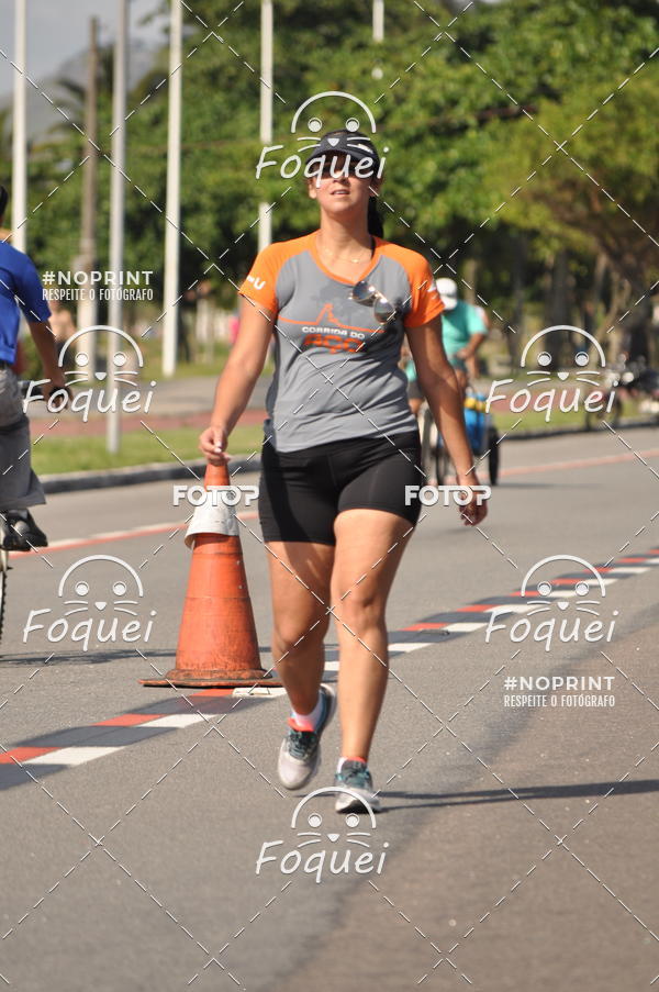 Buy your photos of the event21KES - Meia Maratona do Esprito Santo on Fotop