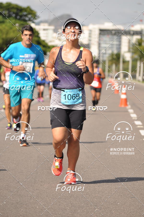 Buy your photos of the event21KES - Meia Maratona do Esprito Santo on Fotop