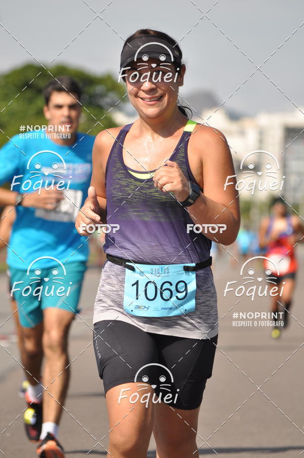Buy your photos of the event21KES - Meia Maratona do Esprito Santo on Fotop
