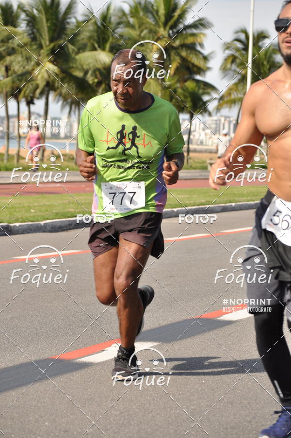 Buy your photos of the event21KES - Meia Maratona do Esprito Santo on Fotop