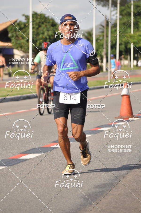 Buy your photos of the event21KES - Meia Maratona do Esprito Santo on Fotop