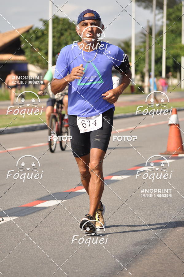 Buy your photos of the event21KES - Meia Maratona do Esprito Santo on Fotop