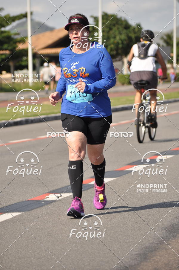 Buy your photos of the event21KES - Meia Maratona do Esprito Santo on Fotop
