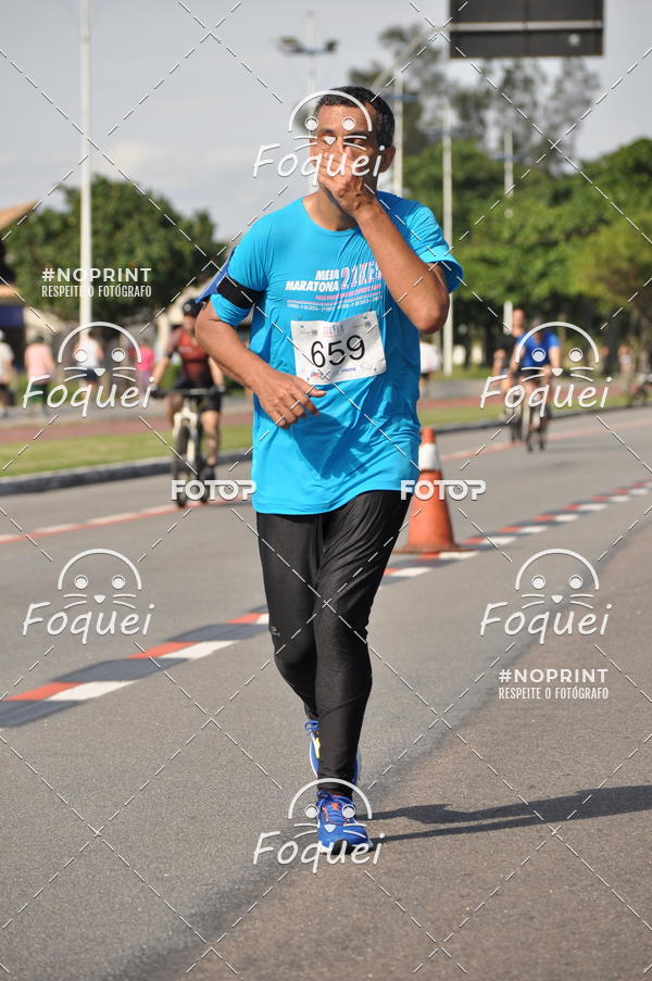 Buy your photos of the event21KES - Meia Maratona do Esprito Santo on Fotop