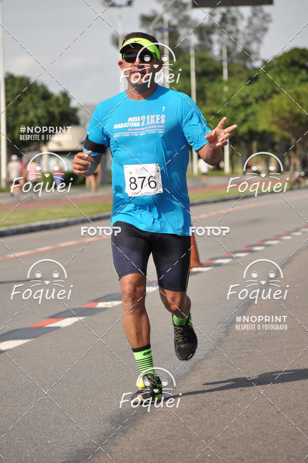 Buy your photos of the event21KES - Meia Maratona do Esprito Santo on Fotop