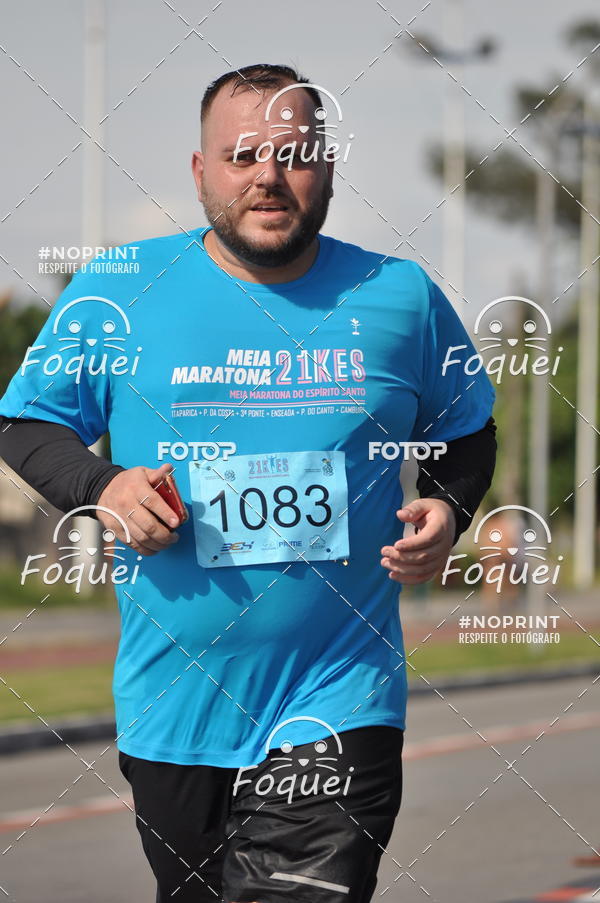 Buy your photos of the event21KES - Meia Maratona do Esprito Santo on Fotop