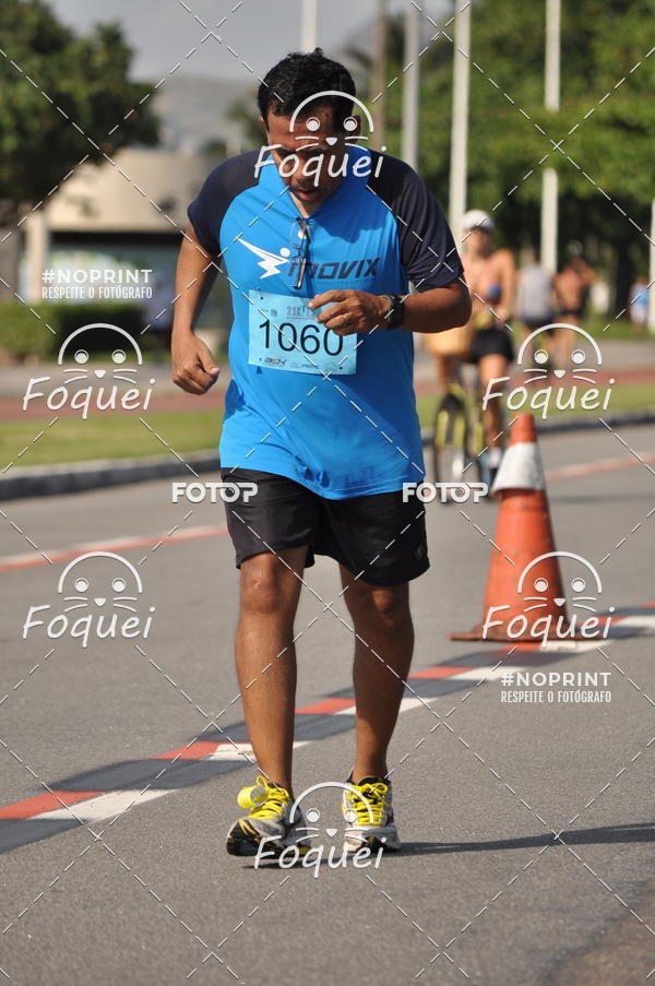 Buy your photos of the event21KES - Meia Maratona do Esprito Santo on Fotop