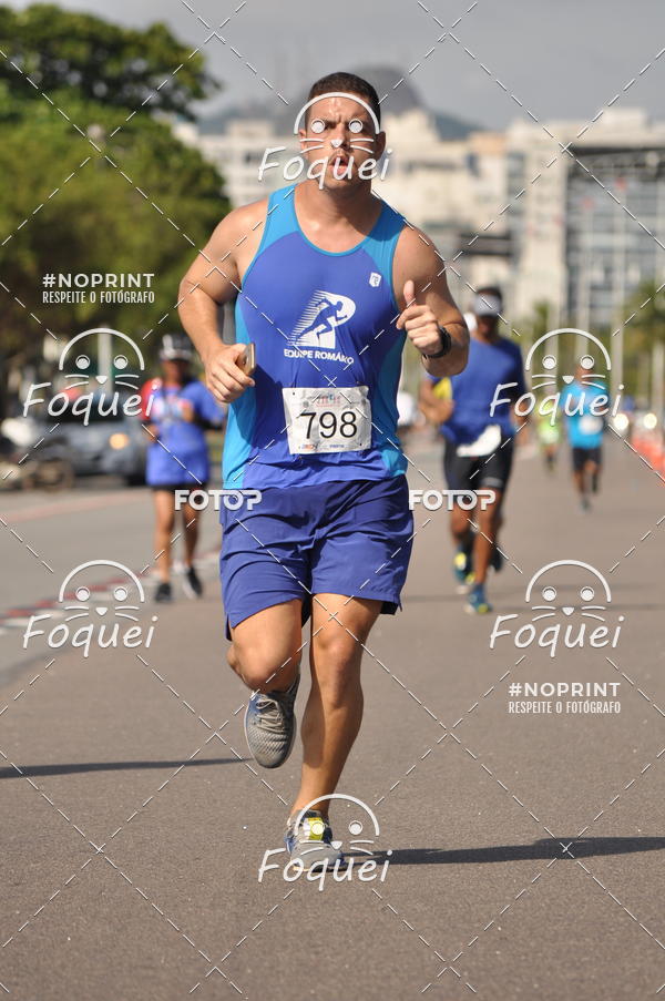 Buy your photos of the event21KES - Meia Maratona do Esprito Santo on Fotop