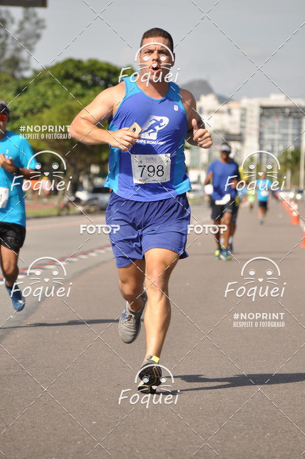 Buy your photos of the event21KES - Meia Maratona do Esprito Santo on Fotop