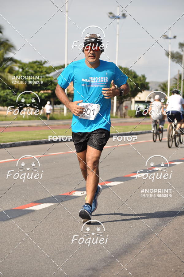 Buy your photos of the event21KES - Meia Maratona do Esprito Santo on Fotop