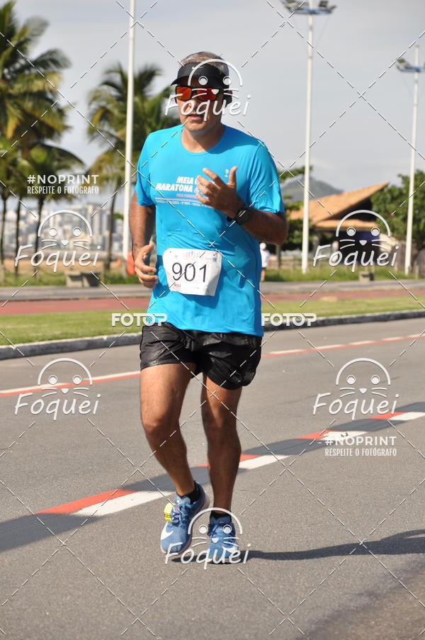 Buy your photos of the event21KES - Meia Maratona do Esprito Santo on Fotop