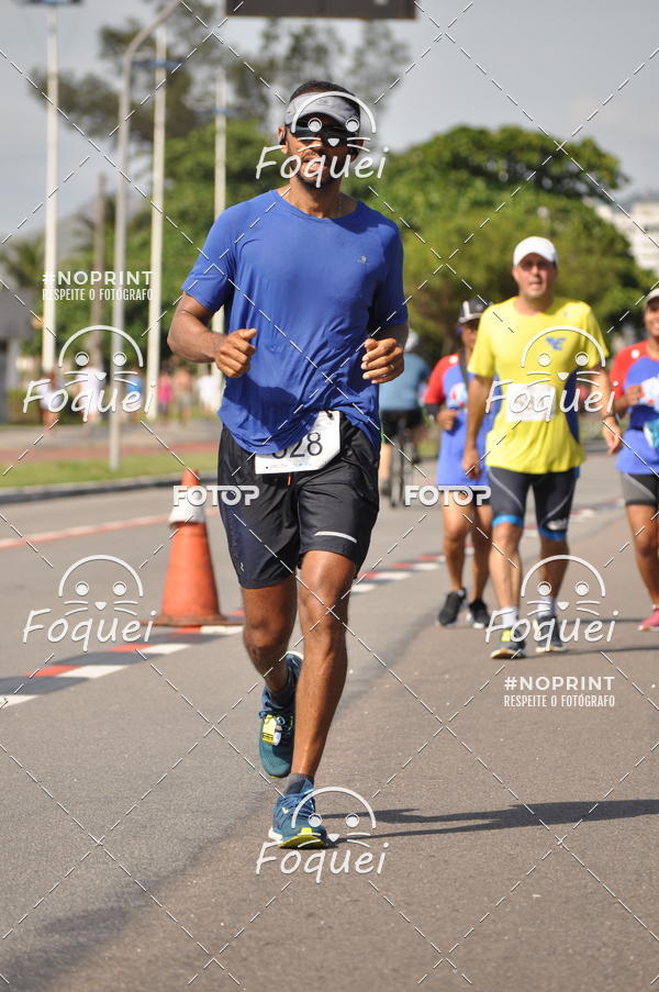 Buy your photos of the event21KES - Meia Maratona do Esprito Santo on Fotop