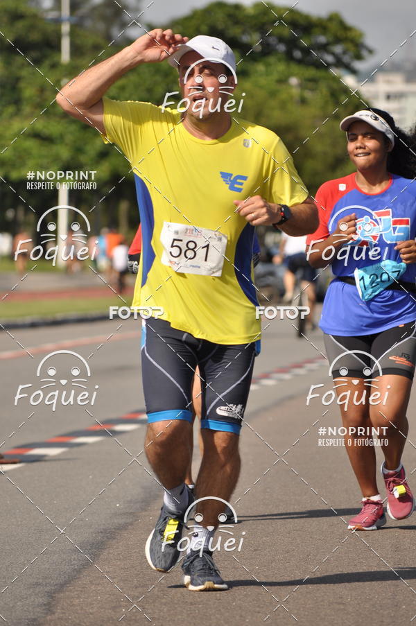 Buy your photos of the event21KES - Meia Maratona do Esprito Santo on Fotop