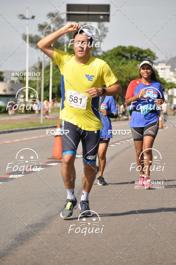 Buy your photos of the event21KES - Meia Maratona do Esprito Santo on Fotop
