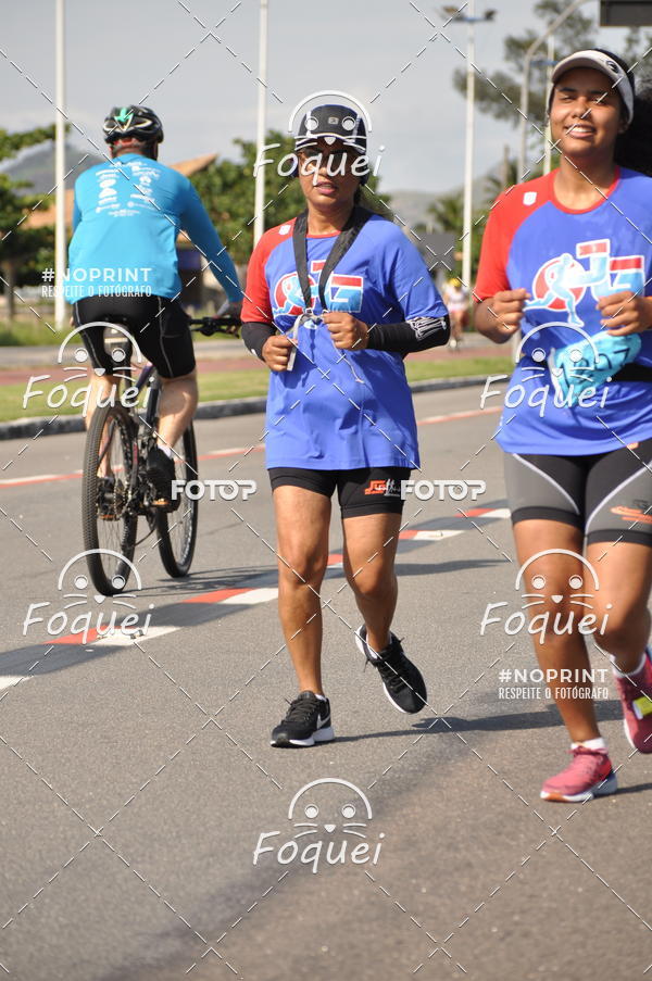 Buy your photos of the event21KES - Meia Maratona do Esprito Santo on Fotop