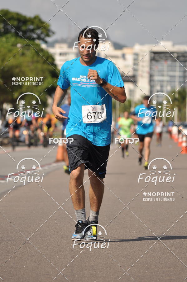 Buy your photos of the event21KES - Meia Maratona do Esprito Santo on Fotop