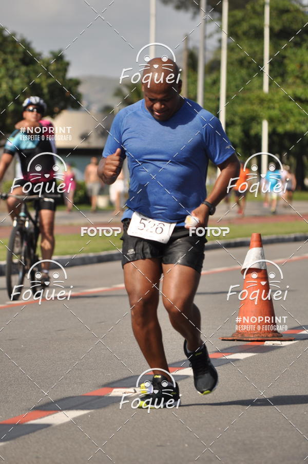 Buy your photos of the event21KES - Meia Maratona do Esprito Santo on Fotop