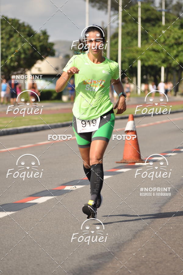 Buy your photos of the event21KES - Meia Maratona do Esprito Santo on Fotop