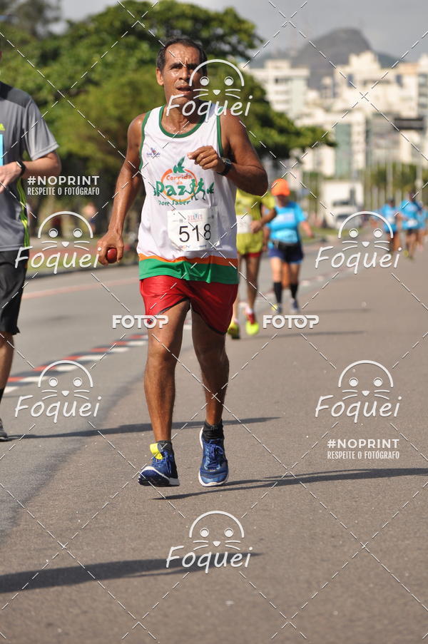 Buy your photos of the event21KES - Meia Maratona do Esprito Santo on Fotop